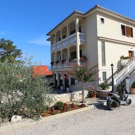 Apartment Dobrinj 1 Екстер'єр фото