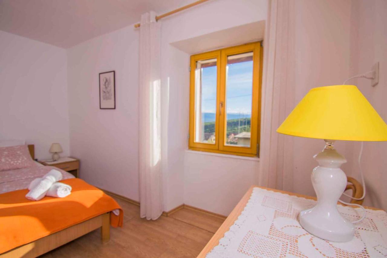 Apartment Dobrinj 1 Екстер'єр фото