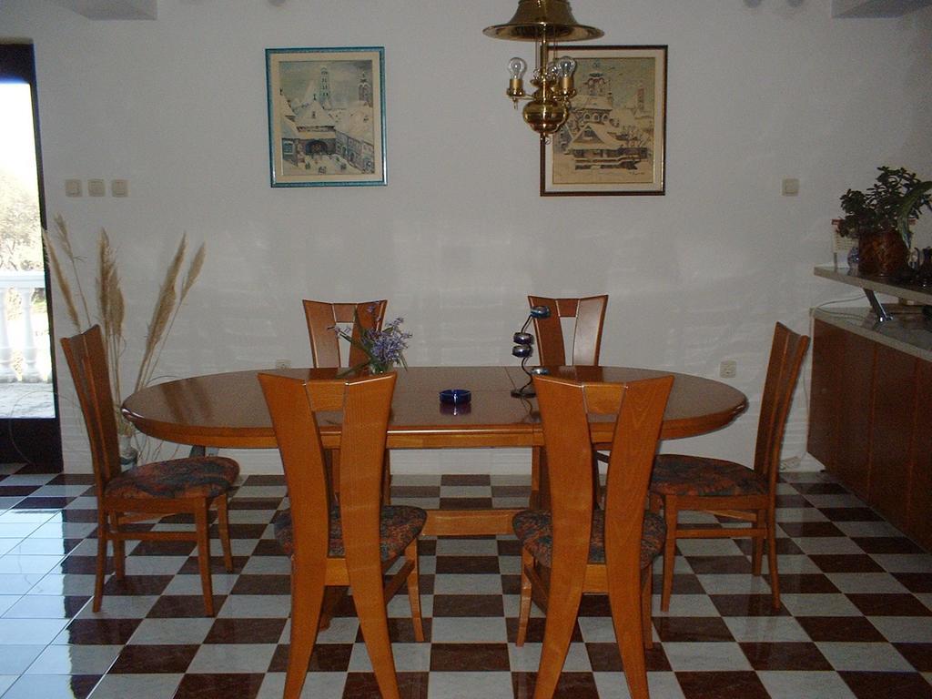 Apartment Dobrinj 1 Екстер'єр фото