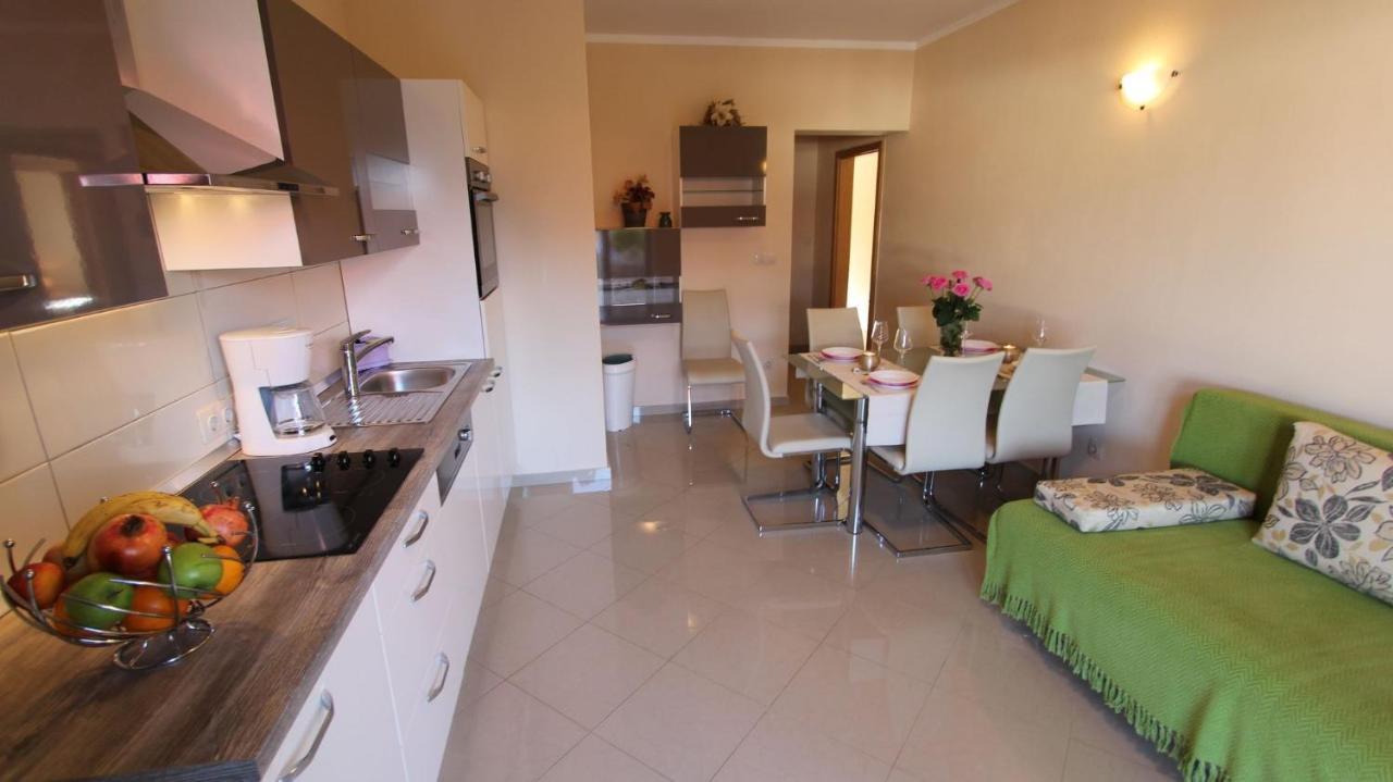 Apartment Dobrinj 1 Екстер'єр фото